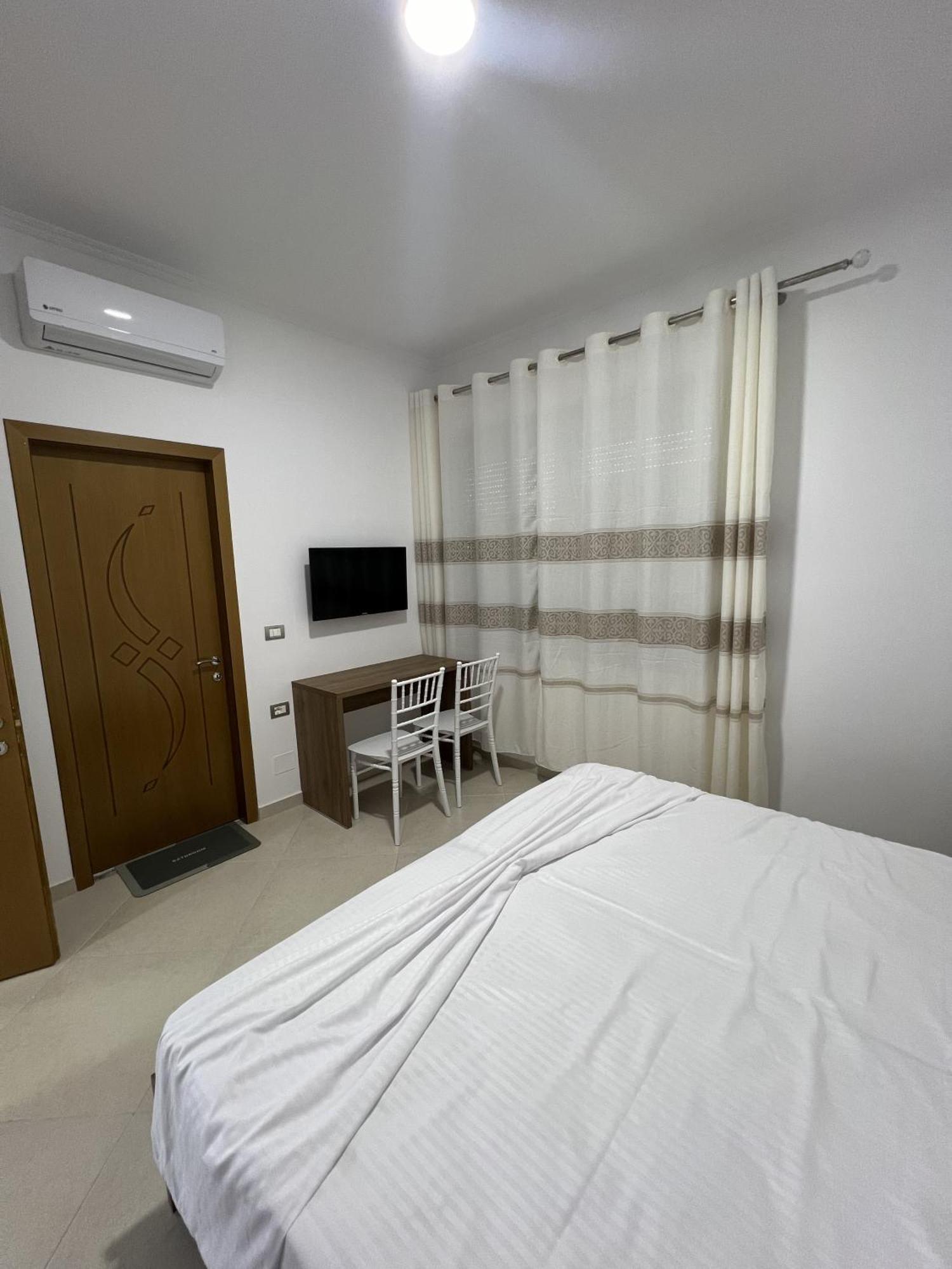 בראט Guesthouse Osumi מראה חיצוני תמונה